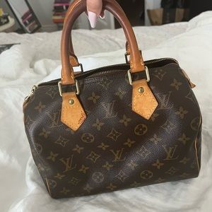Louis Vuitton Speedy 25